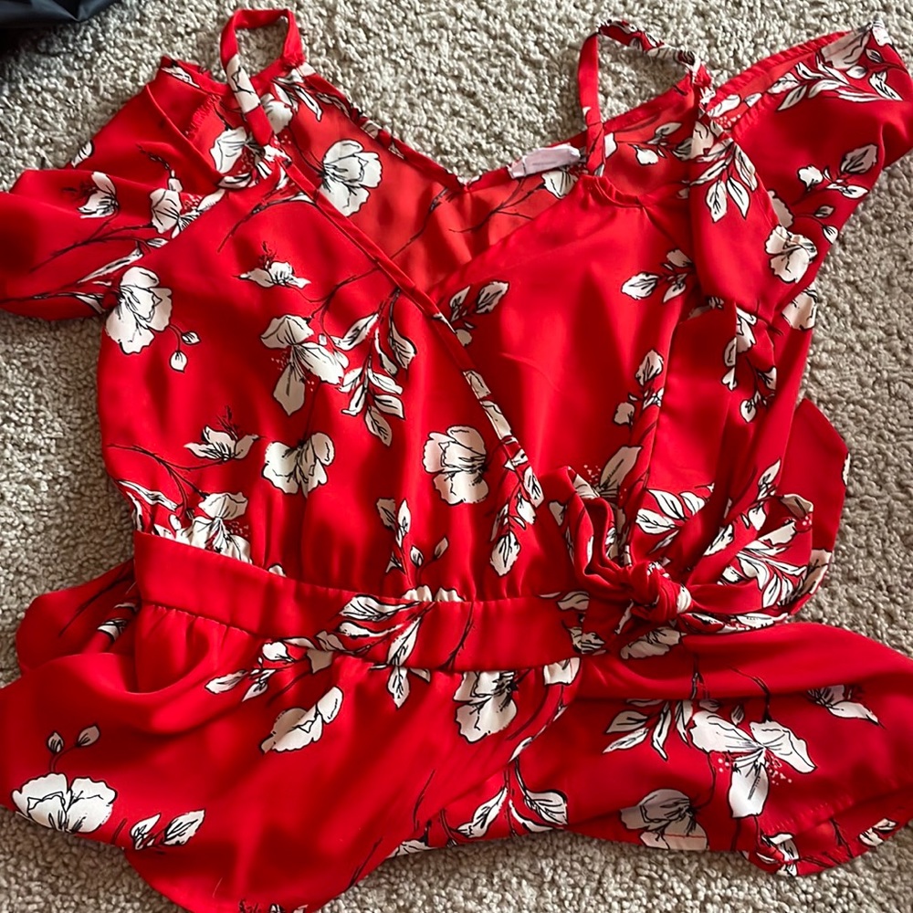 red flower blouse, womans medium